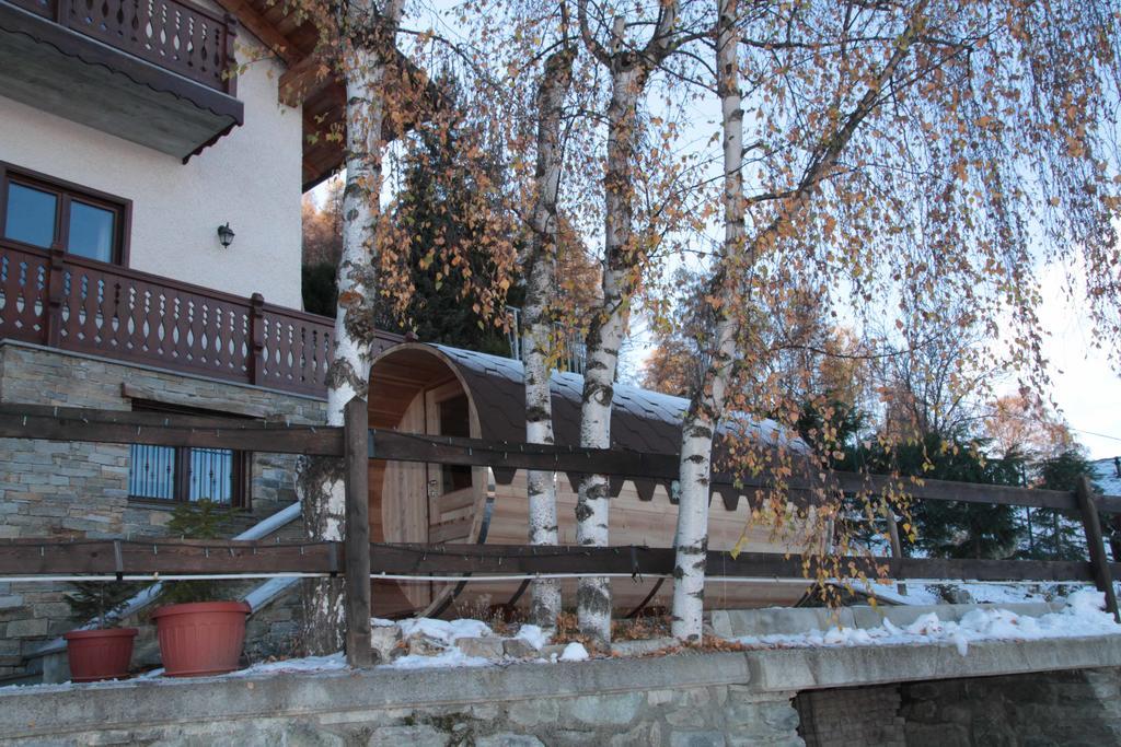 Chambres D'Hotes Les Fleurs Pila  Exterior foto